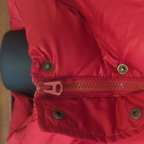 Old Navy puff vest  in red size XXL - Picture 2 of 6